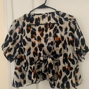 Tie-front Leopard Crop Top